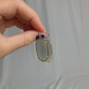 KENDRA SCOTT ELLE EARRINGS IN GREY